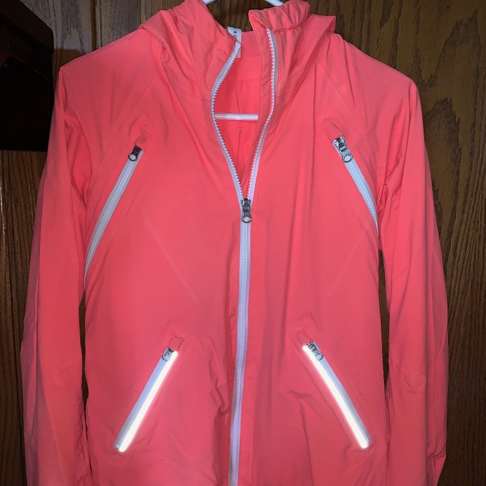 Lululemon Rain Jacket size 4